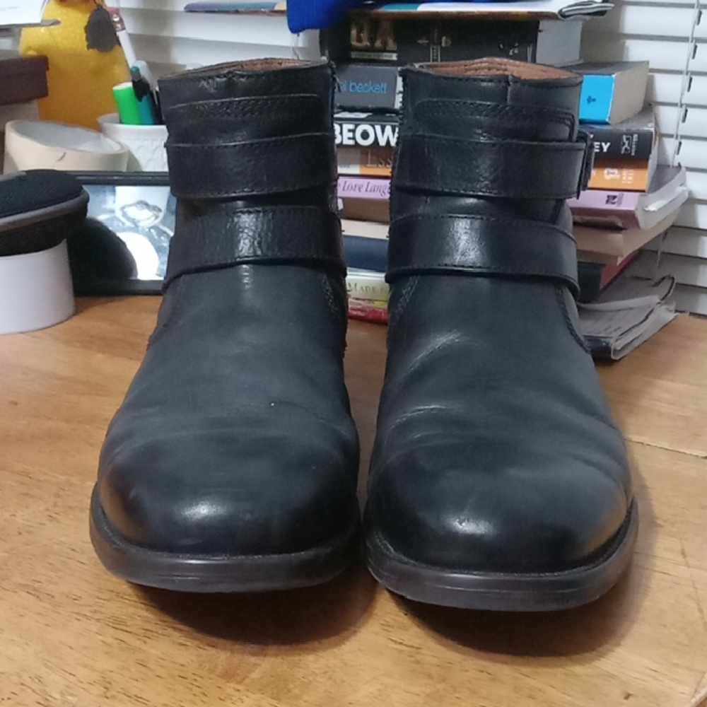 Clarks Men's Black Leather Strap Boots